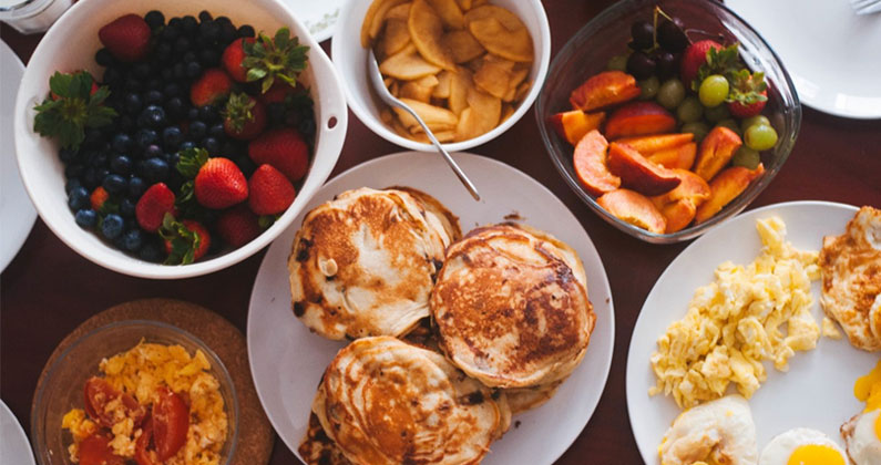 How to Throw the Ultimate Mother’s Day Brunch