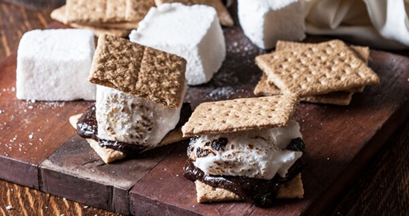 Recipe: Beer S’mores with Chocolate Mint Beer Sauce