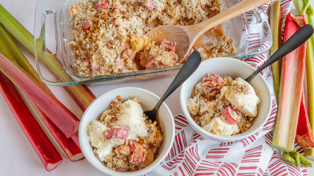 Recipe: Easy Summer Rhubarb Crisp + Wine Pairings