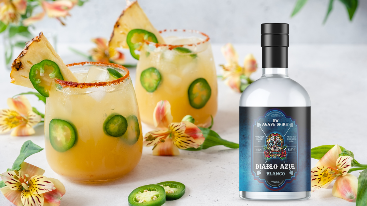 Kick Up Your CINCO DE MAYO with THIS Spicy Northwest Pineapple Margarita Recipe!